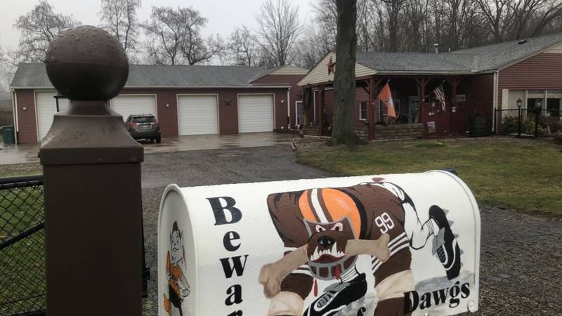 Behind this mailbox and at the end of this driveway sits what might be the best Browns bar in...